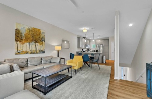 Asheville Villa | Beautiful Southslope Townhome 105