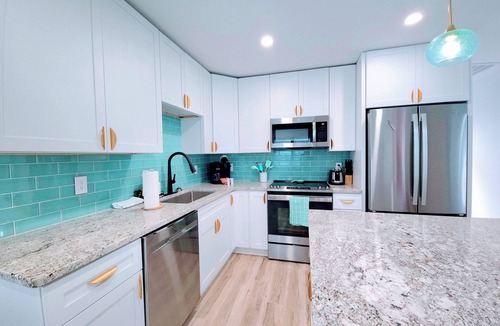 Wilmington Beach House | Beautifully updated ground-level cottage just steps from the beach!