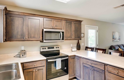 Benton House | Benton Townhome Rental Near Kentucky Lake!