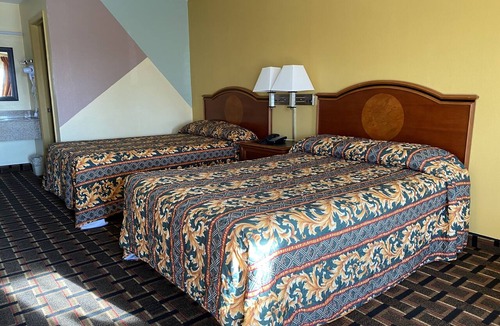 Augusta Hotel | Best Inn