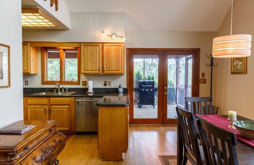 Pisgah Forest House | Best of All Worlds Breathtaking Views Impeccably Clean