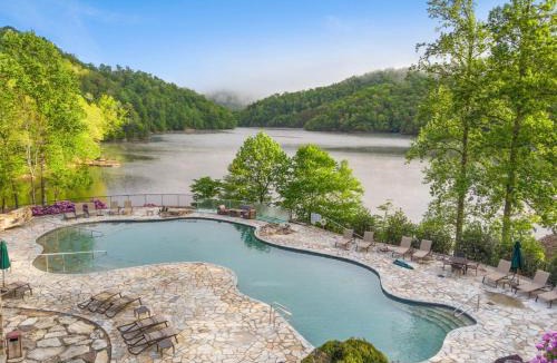 Bear Lake Reserve House | Best of Bear Lake- Pool- Golf- Lake and Mtn Views