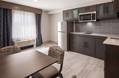 Talbot's Corner Hotel | Best Western Plus Executive Residency Nashville