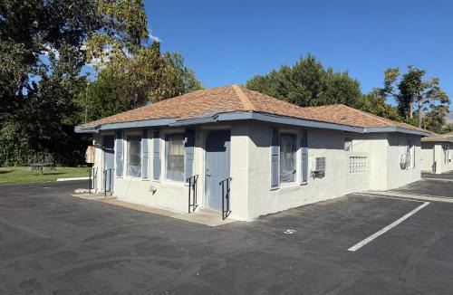 Bishop Hotel | Bishop Elms Motel