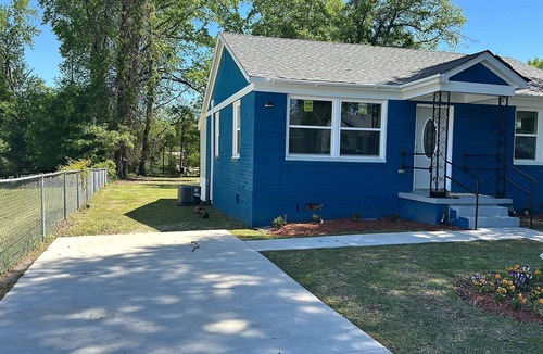 Cayce House | blue house