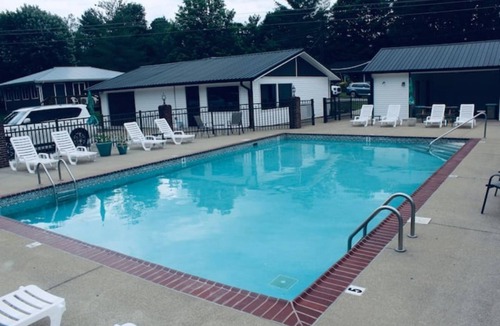 Sloans Valley House | Blue Lagoon At Villager Resort