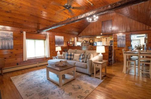 Helmsburg House | Blue Moon Log Cabin