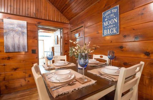 Helmsburg House | Blue Moon Log Cabin
