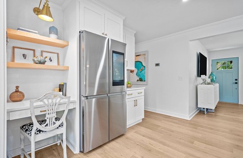 Wilmington House | Blue Pelican Getaway! Pet friendly, fenced in back yard! Sleeps 10 by beach!