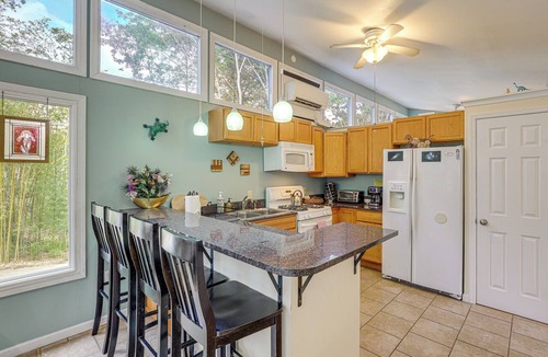 Asheville Apartment | Blue Ridge Retreat w/Deck: Hike, Sip & Explore!
