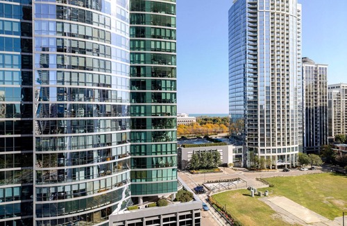 South Loop Apartment | Blueground | Central Station, pool, nr Grant Park