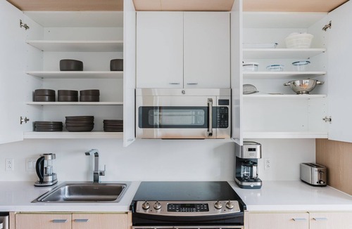 Navy Yard Apartment | Blueground | Navy Yard, gym, near metro & food
