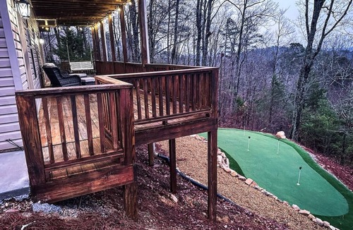 Ringgold Apartment | Bohemian Hideaway ~Mountain and Valley Views~