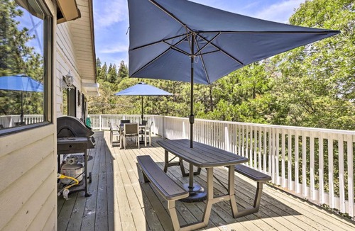 Crestline House | Boho-Chic Home w/Game Room Near Lake Gregory!