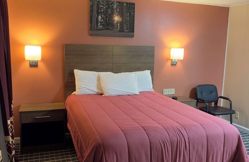 Middlesboro Hotel | Boone Trail Inn