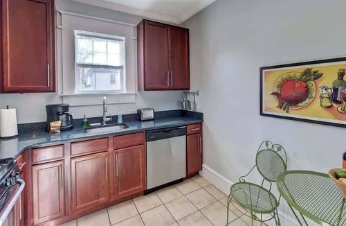 Dilworth Condo | Boutique 2BR Dilworth Condo | Near Atrium and Novant Health