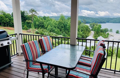 La Follette Condo | Brand new condo on Norris Lake