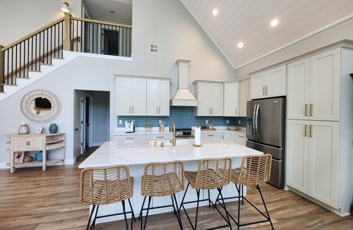 Lynn House | Brand new house with boat house on a spring fed private lake.