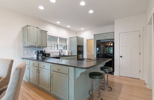 Winchester House | Breathtaking Lake Views w/Mesmerizing Sunsets