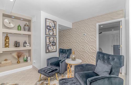 Myrtle Beach House | Breathtaking Penthouse At Holiday Towers! Stunning Views!