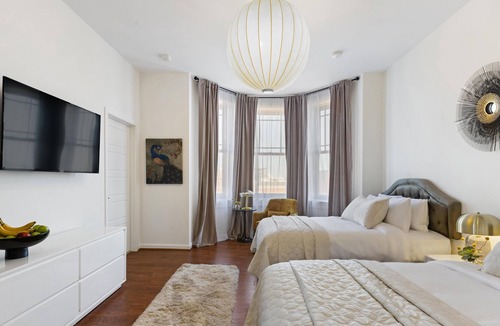 Downtown Baltimore Hotel | Brexton Hotel