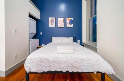 Downtown Louisville Apartment | Bright and Modern Studio in Louisville # 408