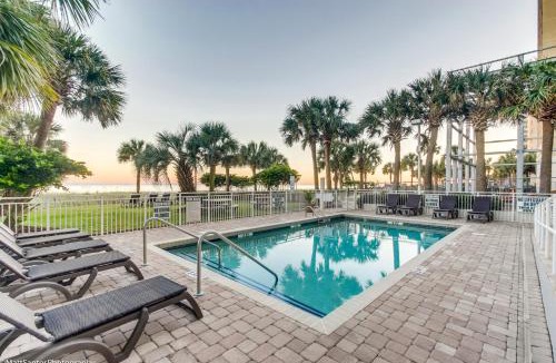 Myrtle Beach Apartment | Bright atmosphere Oceanfront Breakers Sailfish
