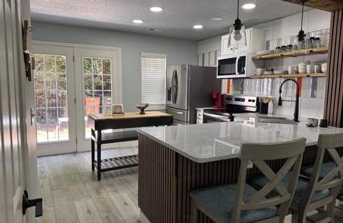 Greensboro House | Brilliant 3-bedroom townhome in welcoming Greensboro