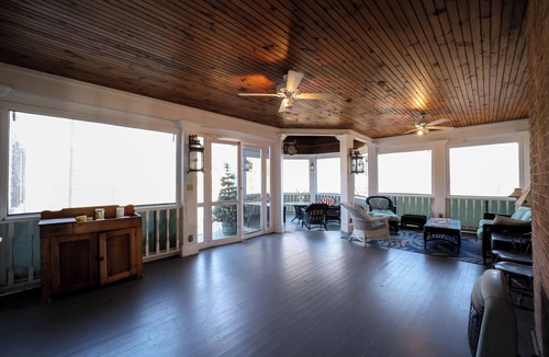 Brinckerhoff Hotel | Brinckerhoff Inn