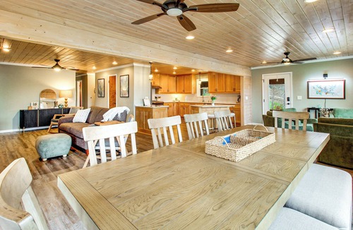 Estill Springs House | Bring Your Boat! Waterfront Stay on Tims Ford Lake