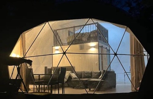 Chamcook Ski Chalet | Bubbles .