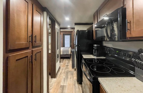 Monteagle Cabin | Bungalow by the Falls at The Retreat at Deer Lick Falls