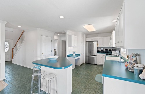 Holden Beach House | "C Mermaids" - Dune home, 4 bedrooms/3.5 bath
