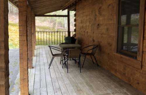 Oneida Cabin | Cabin #1 Cozy and relaxing cabin near Big South Fork