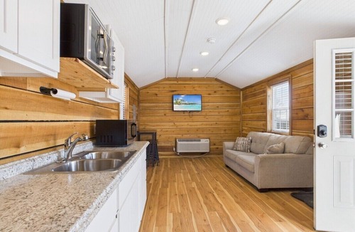 Northfork Cabin | Cabin # 2 Fully Furnished, 3500ft Elevation, 27 acres, Hatfield McCoy Trail 62