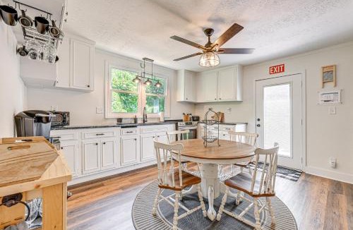 Carrollton House | Cabin w/Fire Pit - 7 Mi to Downtown Carrollton!