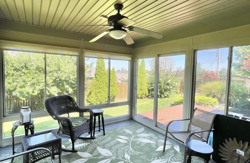 Nicholasville House | Cali-king beds. Best of Nicholasville! Koi pond relaxing backyard. 3 bed 2 bath