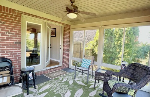 Nicholasville House | Cali-king beds. Best of Nicholasville! Koi pond relaxing backyard. 3 bed 2 bath