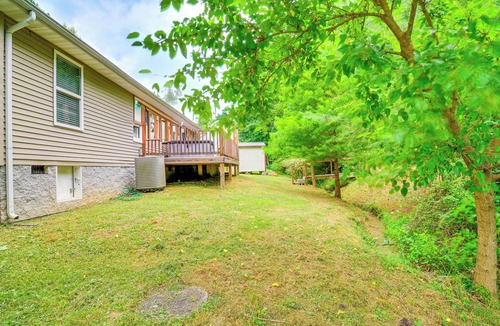 Campton Cottage | Campton Cottage w/Hot Tub, Near Hiking + Climbing
