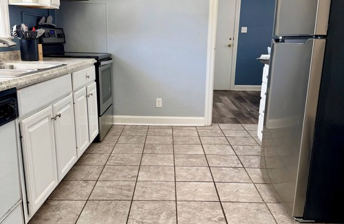 Hanover House | Campus Cottage: Cozy, Convenient, Captivating on Hanover College Campus