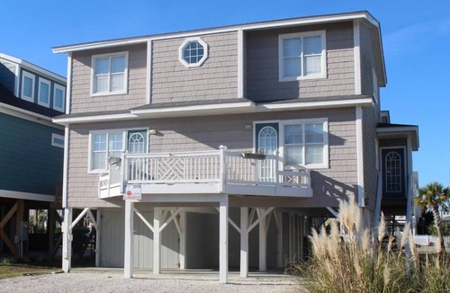 Ocean Isle Beach House | Canal Front Home - Sleeps 17! By Williamson Realty