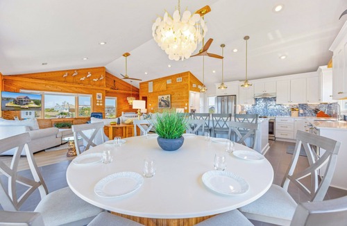 Avon House | Canalfront Dog Friendly Home w/Hot Tub, Private Boat Ramp/Dock, Cargo Lift