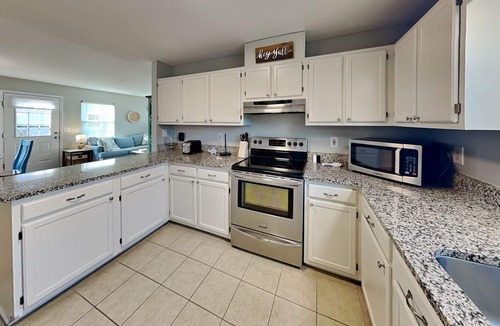 North Carolina Coast House | Carolina Cottage | Pet Friendly + Fenced Yard!