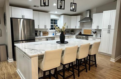 Fredericksburg House | Casa De Coco is a 4-bedroom Retreat with Pool