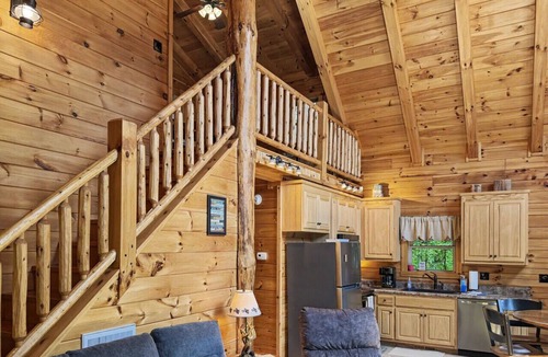 Farmville Cabin | Cedar Ridge Cabin | Hot Tub + Fire + Trail Access