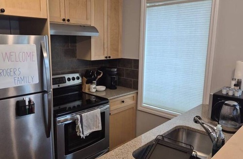 Drumheller Apartment | Central | World`s Largest Dino & Splash Park