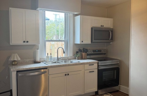 Wilmington House | Charming 2-Bed Retreat — Just Steps from Historic Downtown Wilmington