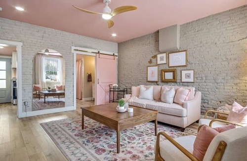 Waterloo Cottage | Charming 2-bedroom cottage with Patio in Downtown Waterloo