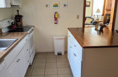 Bellefonte Apartment | Charming 2BR Private Home in Downtown Bellefonte Near Penn State & I-80