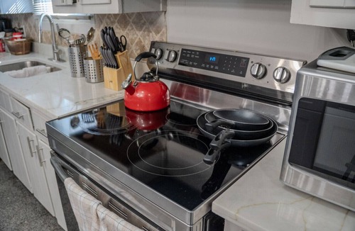 Lawrenceville House | Charming 3 Bedrooms with Spacious Living and Convenient Location to Shopping & Interstate
